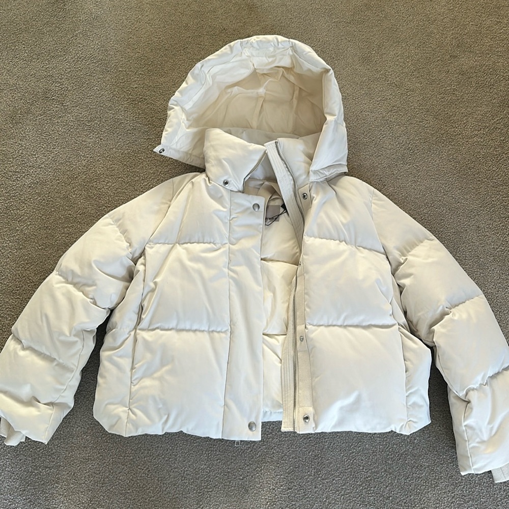 Gorgeous new puffer. NWT!